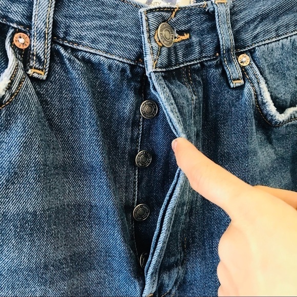 We the Free NWT Distress Straight Leg Jeans 29 - Picture 2 of 9